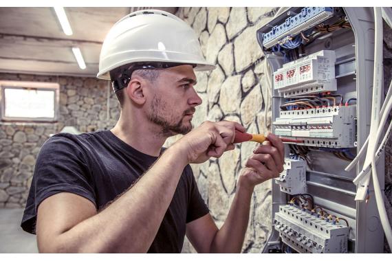 Instalacje elektryczne